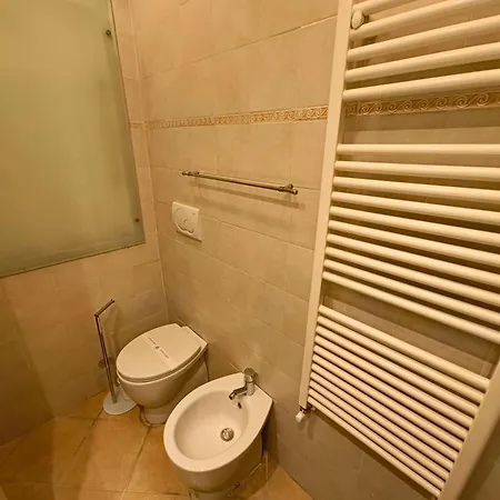 Charming Liberty Flat דירה טורינו