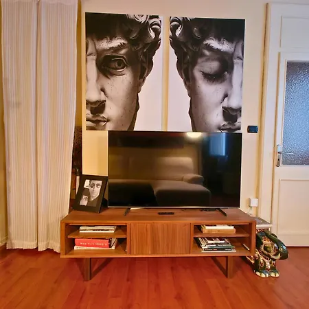 Charming Liberty Flat